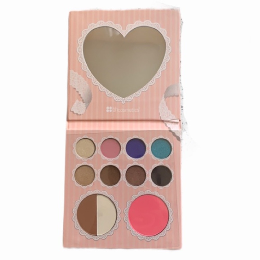 NWT bh Cosmetics That’s Heart C’est Coer Eyeshadow